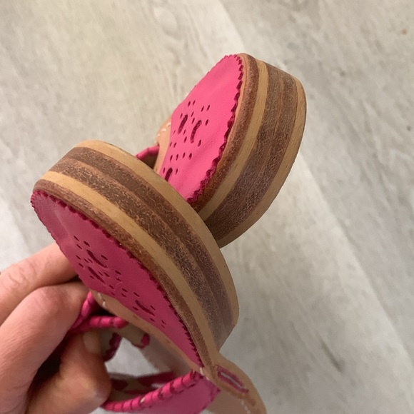 Like new Jack Rogers flat sandals fuchsia size 8 m
Summer vacation - Picture 10 of 10